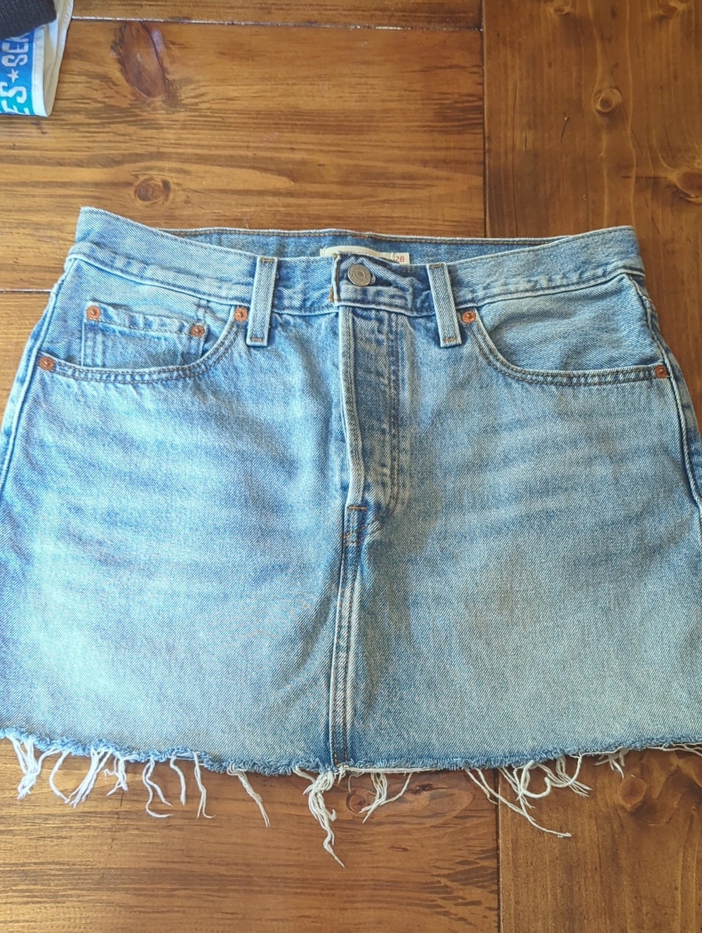 Levi Strauss Icon Skirt Light Wash Size 28
